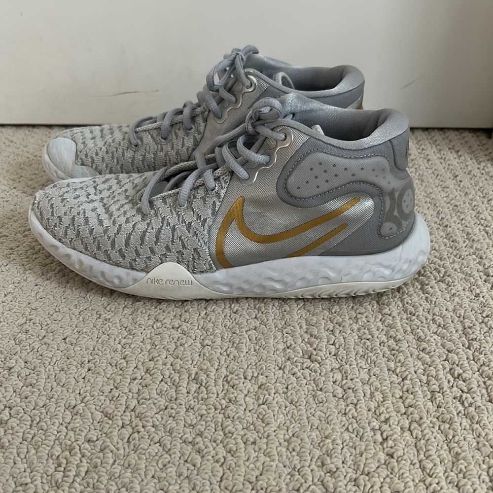 Nike KD shoes